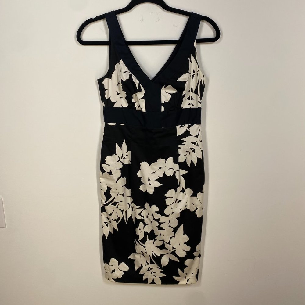White House Black Market Black White Floral Sleeveless Dress, Size 00 - Picture 2 of 6